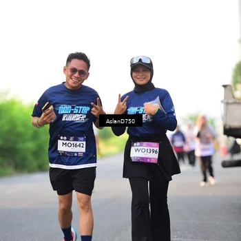 Runner Photo 7765933