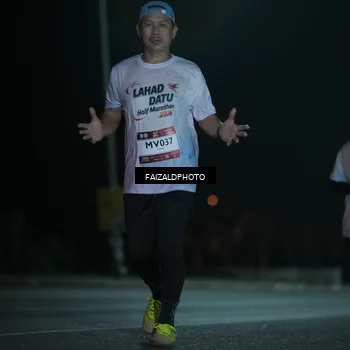Runner Photo 7765938