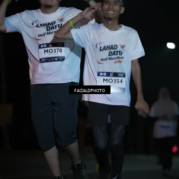 Runner Photo 7765954