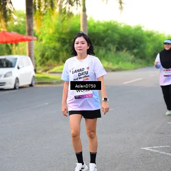 Runner Photo 7765955