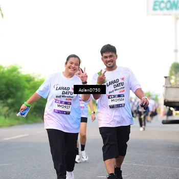 Runner Photo 7765970