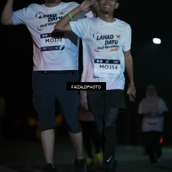 Runner Photo 7765978