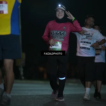 Runner Photo 7765988