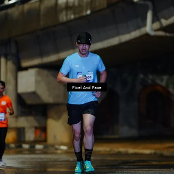 Runner Photo 7765994