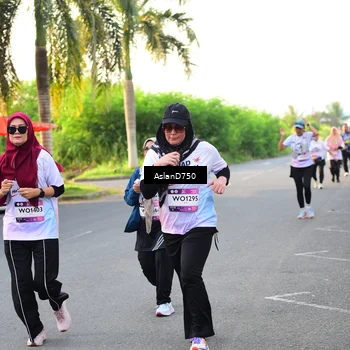 Runner Photo 7765999