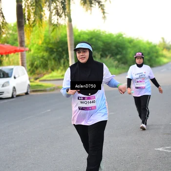 Runner Photo 7766024