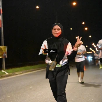 Runner Photo 7766037
