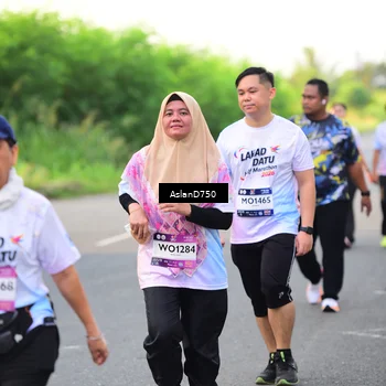 Runner Photo 7766043
