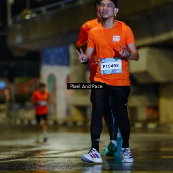 Runner Photo 7766068