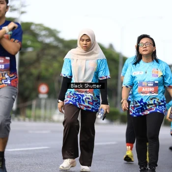 Runner Photo 7766078