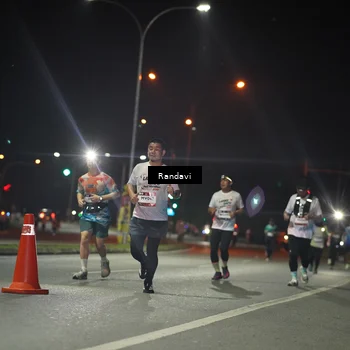 Runner Photo 7766090