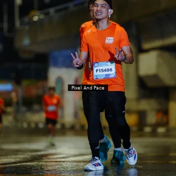 Runner Photo 7766094