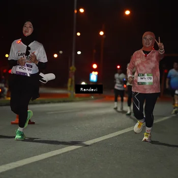 Runner Photo 7766095