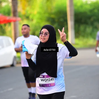 Runner Photo 7766098