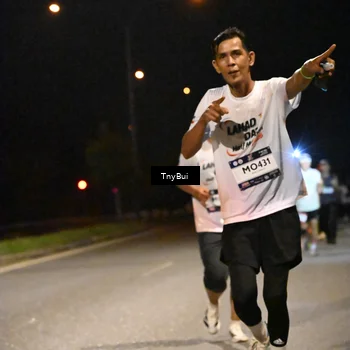 Runner Photo 7766107