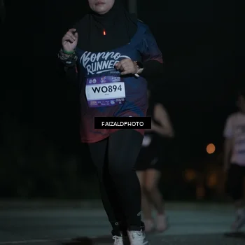 Runner Photo 7766109