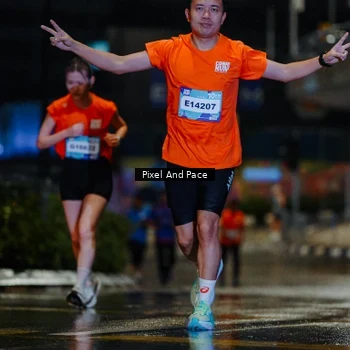 Runner Photo 7766131