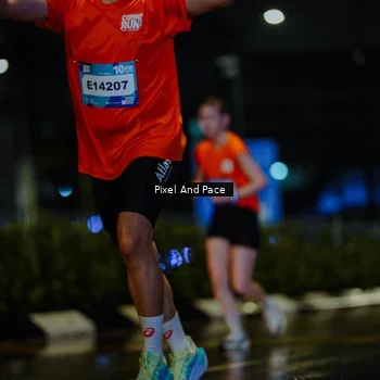 Runner Photo 7766143