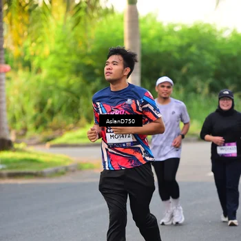 Runner Photo 7766146