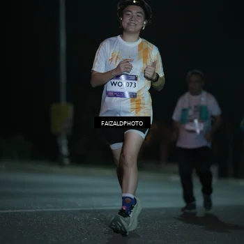 Runner Photo 7766163