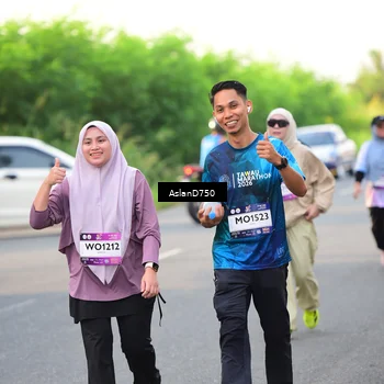 Runner Photo 7766191