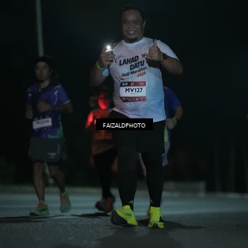 Runner Photo 7766196
