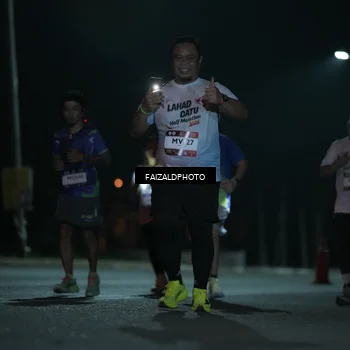 Runner Photo 7766197
