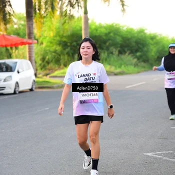Runner Photo 7766200