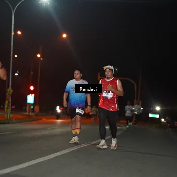 Runner Photo 7766203