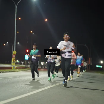 Runner Photo 7766208