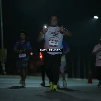 Runner Photo 7766209