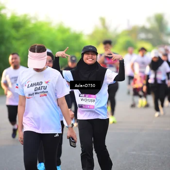 Runner Photo 7766212