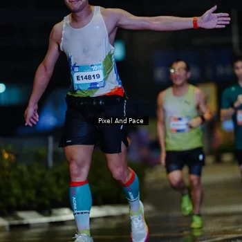 Runner Photo 7766215