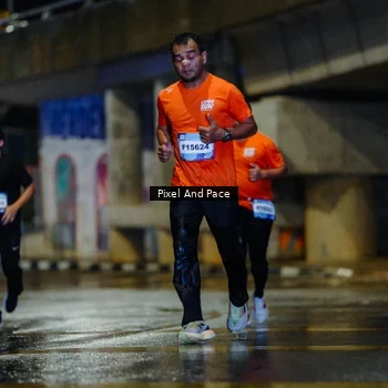 Runner Photo 7766229