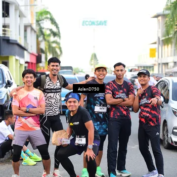 Runner Photo 7766250