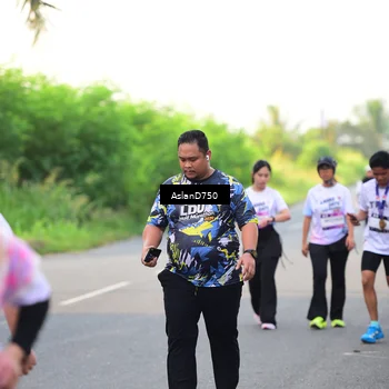 Runner Photo 7766273