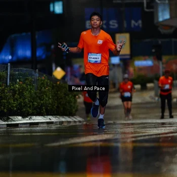 Runner Photo 7766291