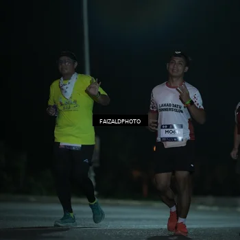 Runner Photo 7766293