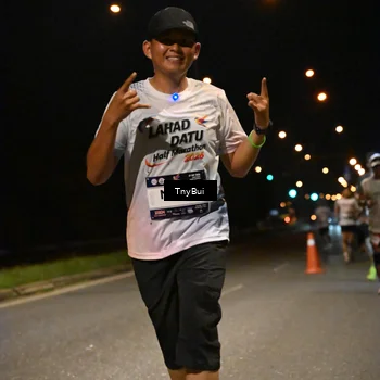 Runner Photo 7766299