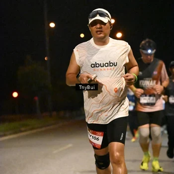 Runner Photo 7766300