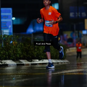 Runner Photo 7766312