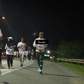 Runner Photo 7766322