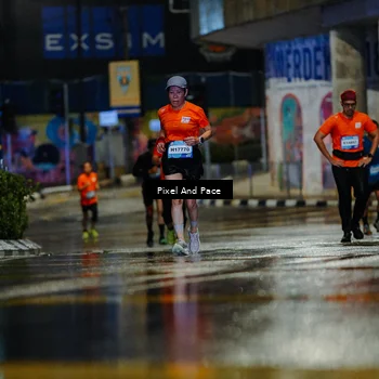 Runner Photo 7766323