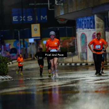 Runner Photo 7766329