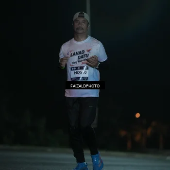 Runner Photo 7766338