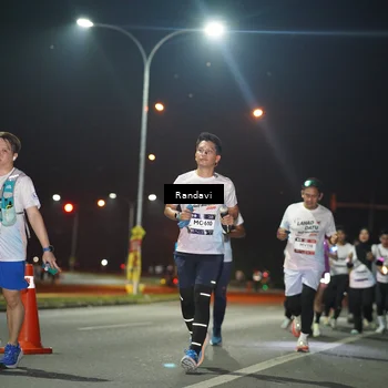 Runner Photo 7766355