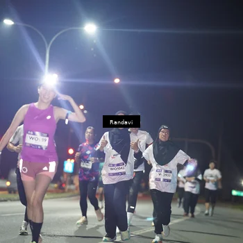 Runner Photo 7766387