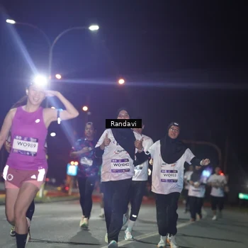 Runner Photo 7766388