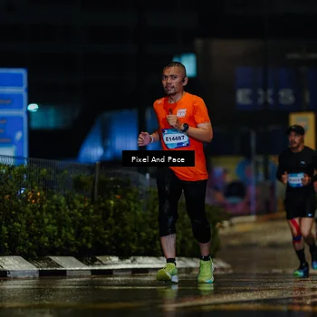 Runner Photo 7766391