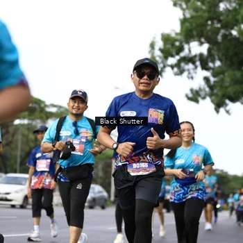 Runner Photo 7766411
